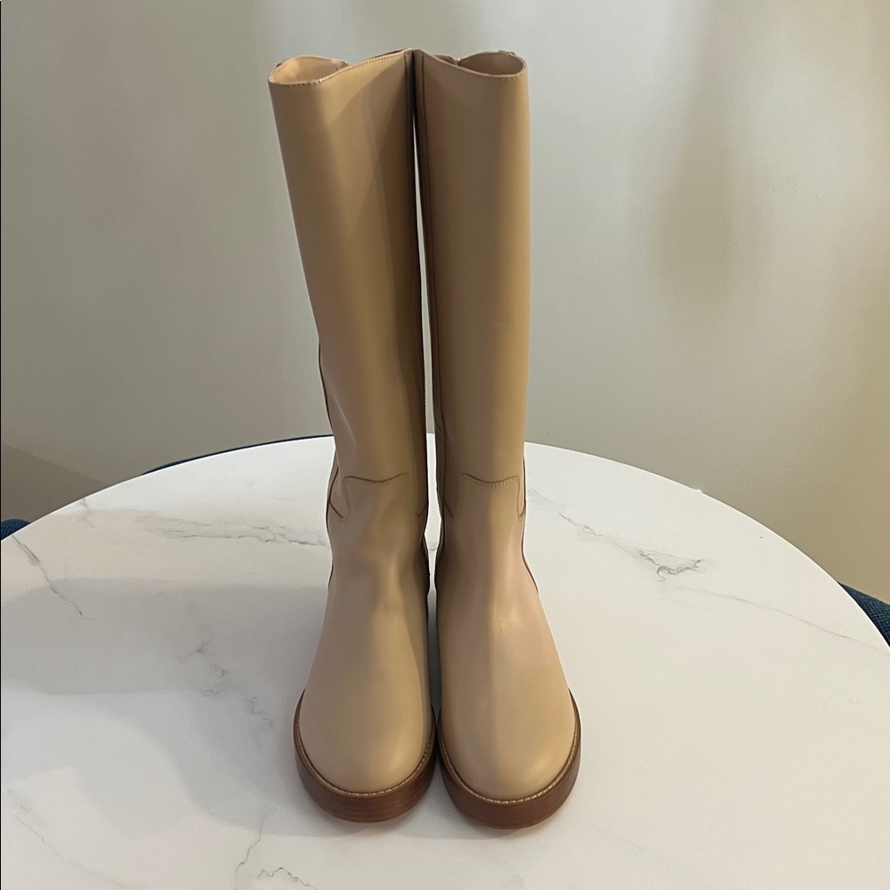 NWOT  Berkeley Light Tan lug  Boots by J.Crew  Size 8.5 Genuine Leather